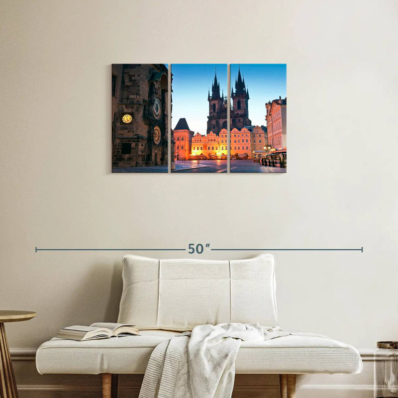 Rorry Prague Town Square, 20" H x 33" W