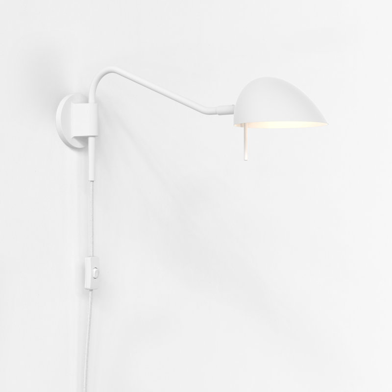 Serge 1 - Light Armed Sconce, Matte White
