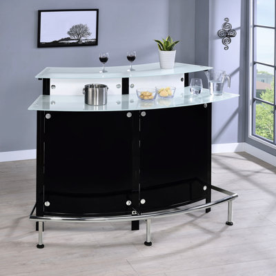 Bar supérieur en verre courbé audacieux pour la maison avec tablettes ouvertes