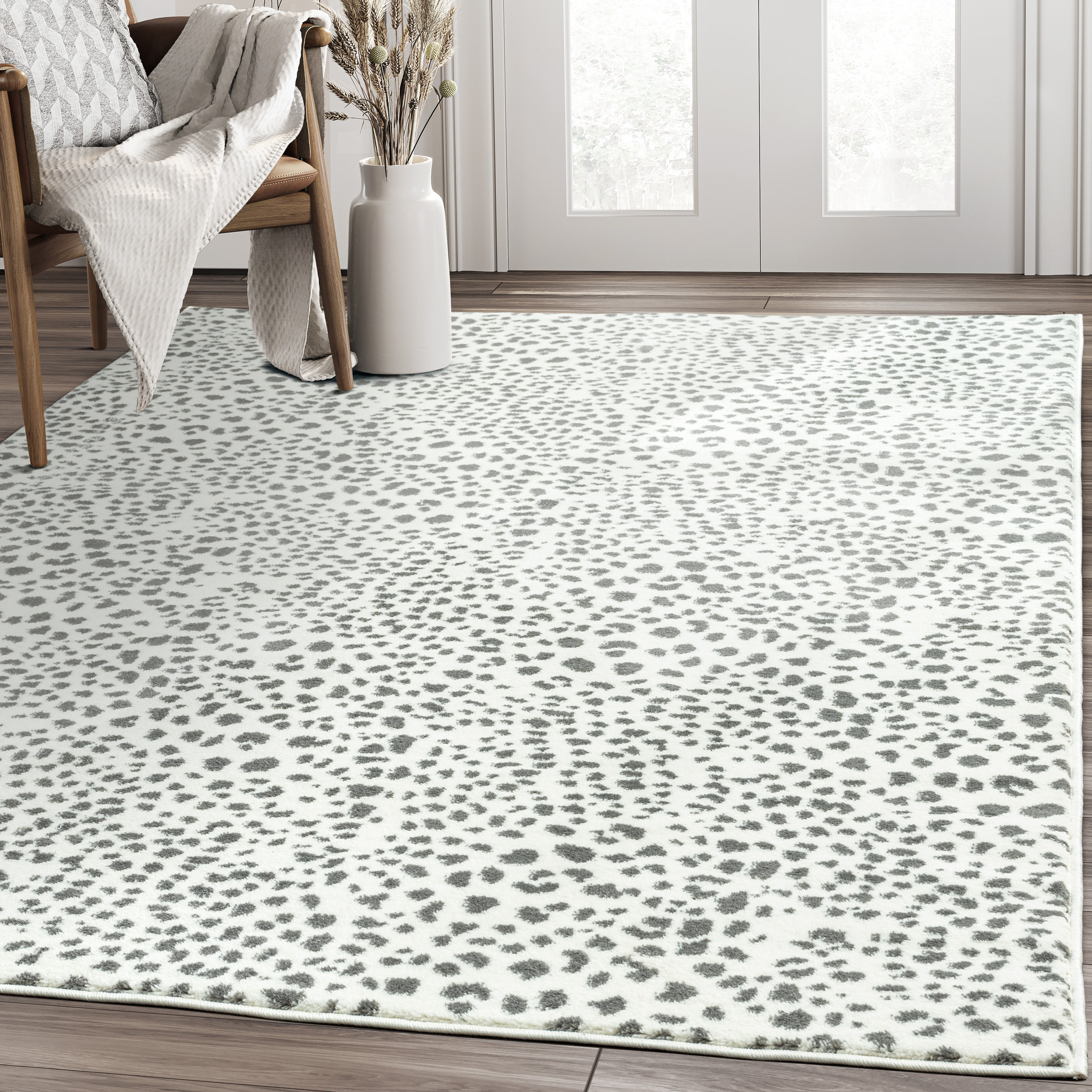 Leopard Print Carpet Grey and White Handtuft Rugs - China Residential  Carpet and Rugs price