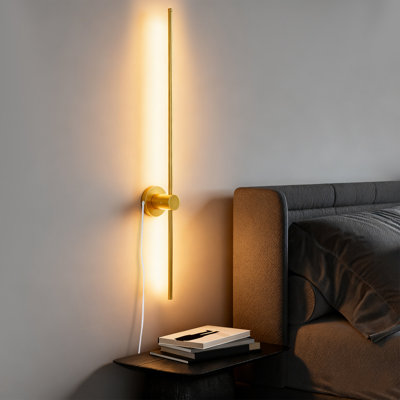 Modern Linear Wall Sconce