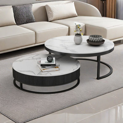 Table basse simple et moderne