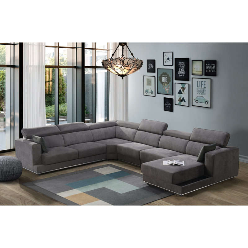 Evgeniy Upholstered U-Shaped Sectional