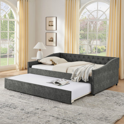 Daybed with USB Charging