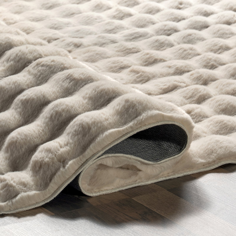 Jeni SuperiorWash Solid Faux Rabbit Machine Washable Area Rug, Rectangle 3' x 5'
