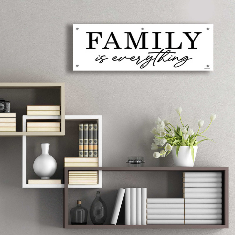 «Family Is Everything» par Lettred & Lined - Art textuel panoramique sans cadre, H 12 po x l 36 po x P 0,2 po