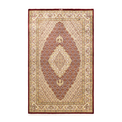 Classic One-of-a-Kind 4' 8" X 7' 5" Hand Knotted Area Rug