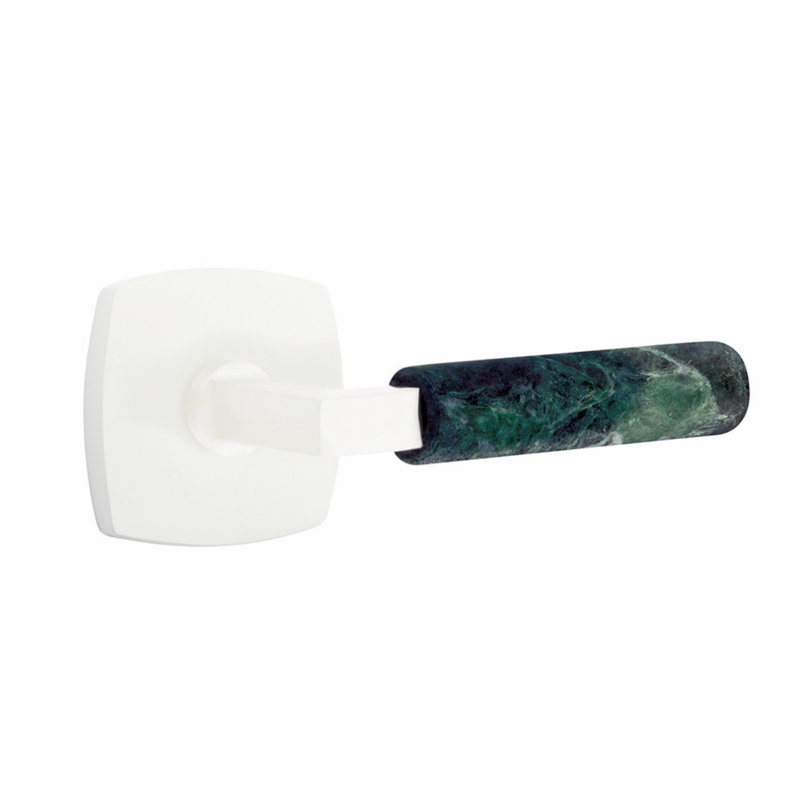 Ensemble de leviers de passage Emtek Select, rosette Urban Modern, tige carrée en L, poignée en marbre vert, CF, Blanc mat
