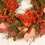 Couronne de pivoines orange artificielle 24 po avec baies mélangées, couronne de campagne rustique de l'Action de grâce