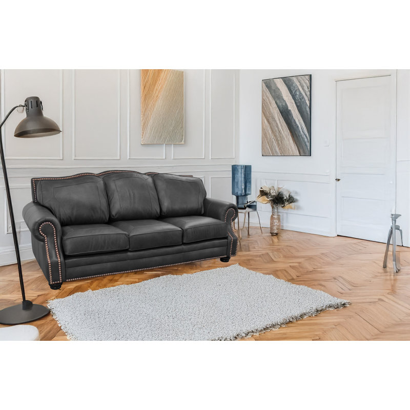 Canapé en cuir véritable de 100 po de largeur avec garniture cloutée Stana, Cuir véritable gris anthracite Berkshire
