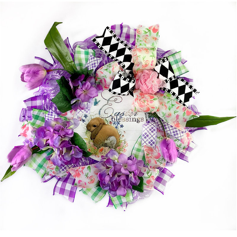 Handcrafted Faux Tulip 18'' Wreath