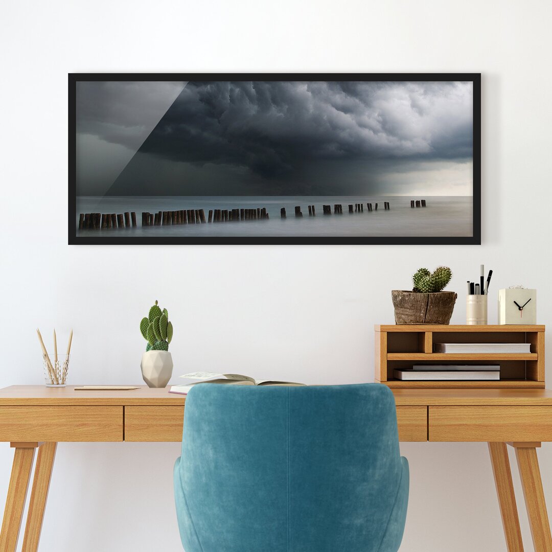 Bild mit Rahmen - Sturmwolken über der Ostsee - Panorama-Landschaft - A