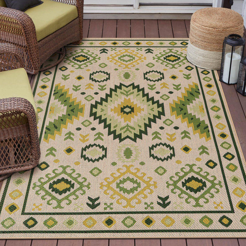 Jalapa Marlenia Indoor/Outdoor Area Rug, Rectangle 4 pi 1 po x 6 pi 1 po