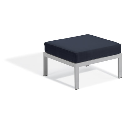 Repose-pieds d'extérieur avec coussin Travira
