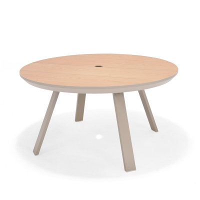 Table de salle à manger d'extérieur