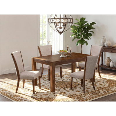L'ensemble de table de cuisine 5 pièces pour 4 personnes comprend une table de salle à manger rectangulaire en bois rustique et 4 chaises Parson en tissu de lin brun clair clair, 36 x 60 pouces, naturel