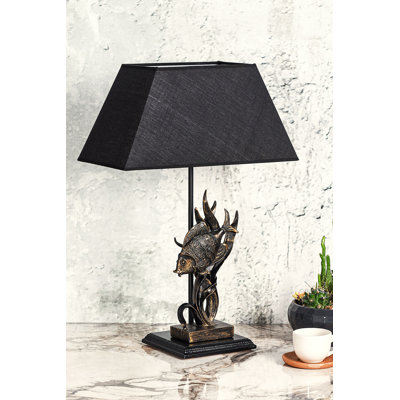 Lampe de table en métal