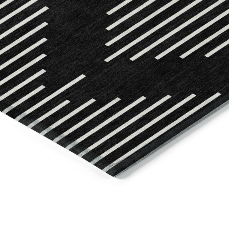 Tapis intérieur / extérieur géométrique noir et ivoire lavable 9 pi x 12 pi