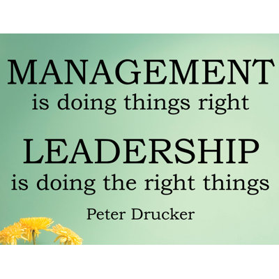 Décalcomanie murale "management v. leadership" ™