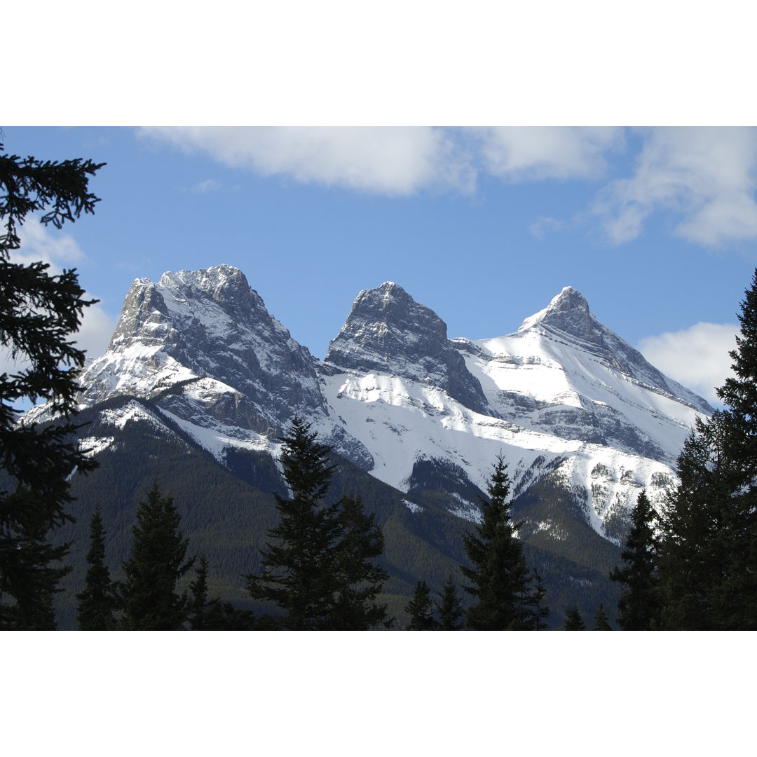 Canmore Three Sisters von Hockeymom - Kunstdrucke auf Leinwand