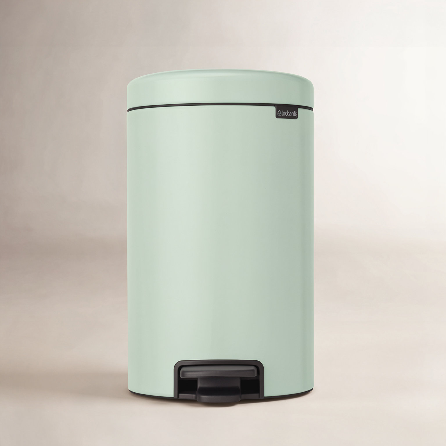 Brabantia Newicon 3.2gal Step-On Can, Jade Green