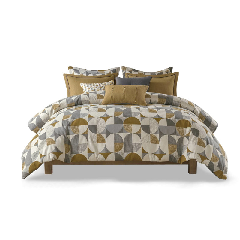 Couette surdimensionnée Queen 8 pièces dorée, inspirée de l'élégance scandinave du milieu du siècle, avec coussins décoratifs en coton et rembourrage amovible de 300 g/m².
