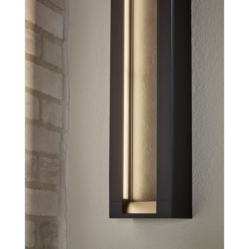 Sven LED Wall Light