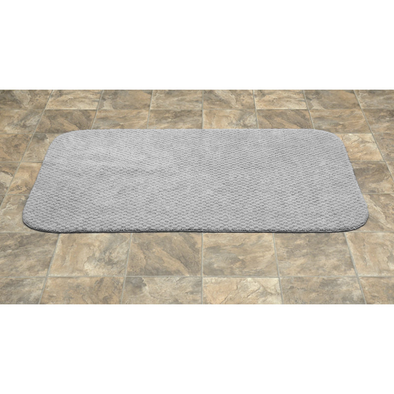 Tapis pour salle de bain en nylon avec envers antidérapant Juliahna, Gris platine, 30 po x 50 po