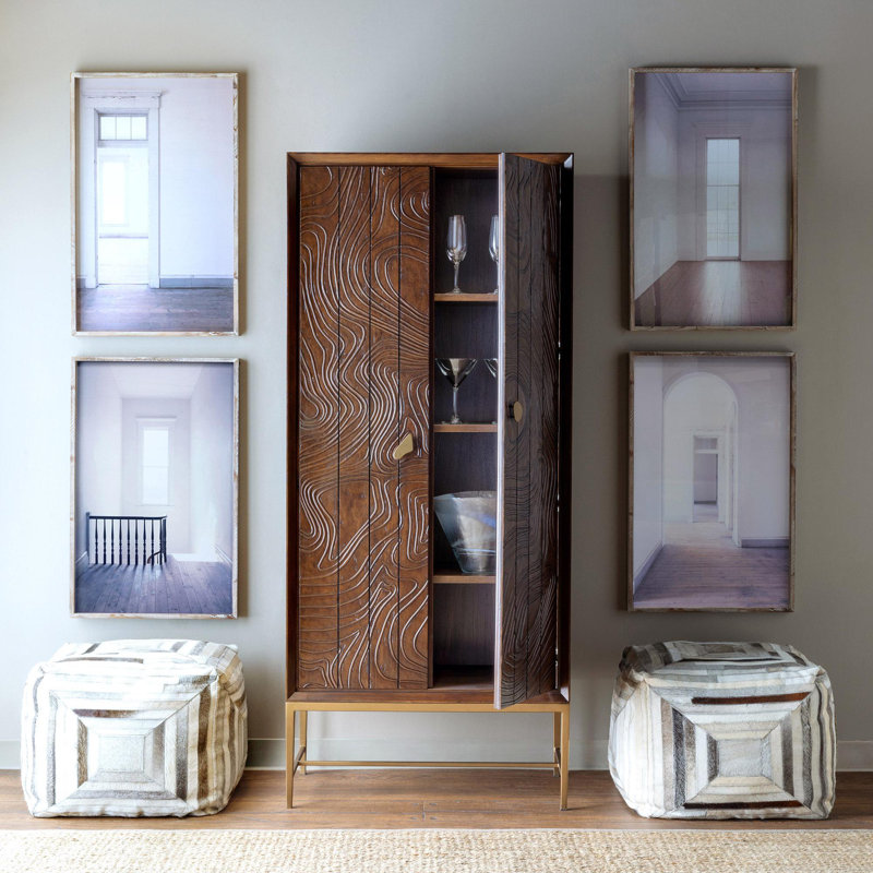 Urban Living 2 - Door Armoire
