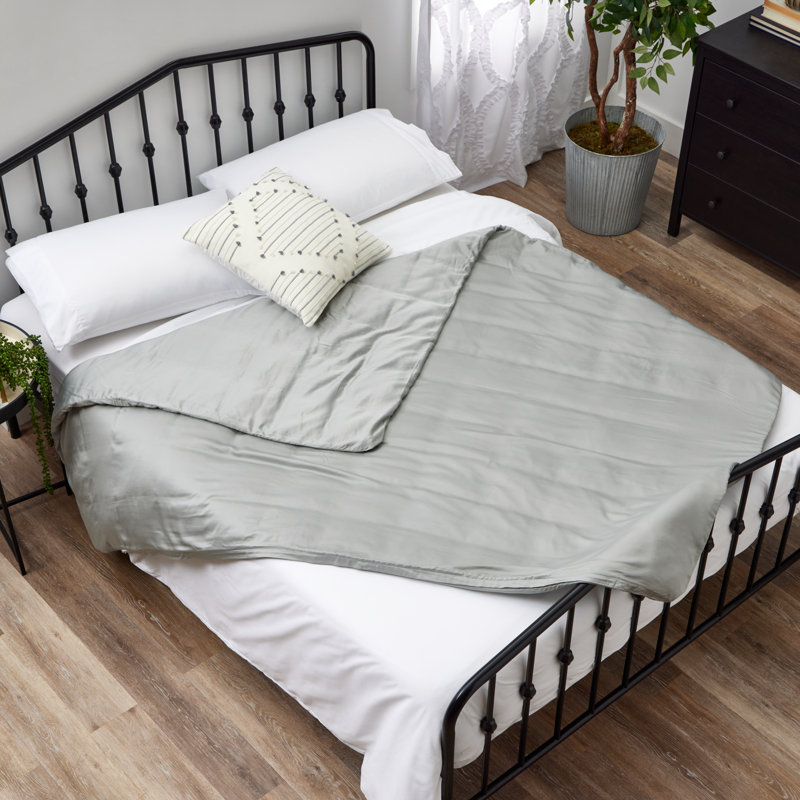Queen Size Cooling White and Gray Bamboo Weighted Blanket