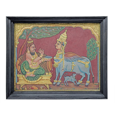Sauge Vashishtha mangeant de la nourriture de Kamdhenu Tanjore, peinture | Couleurs traditionnelles | Structure en bois de teck