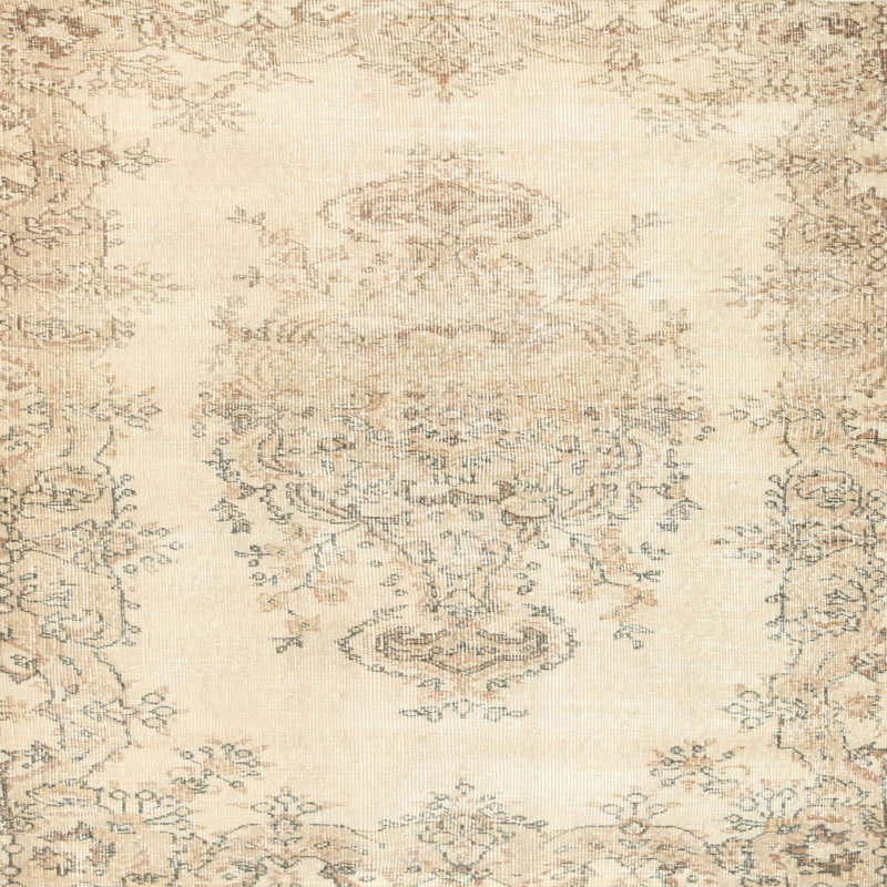 Kokkina Performance Oriental Indoor Rug, Rectangle 2' x 5'