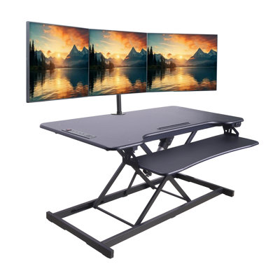  Convertisseur de bureau électrique noir debout 46 po avec prise CA, chargeur USB et plateforme élévatrice triple moniteur