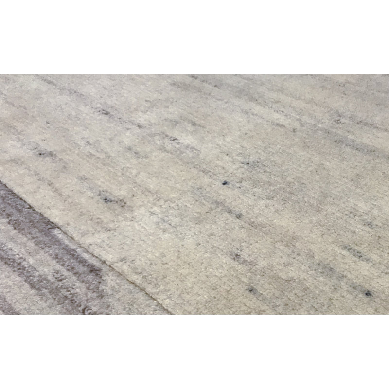 Hand-Knotted High-Quality Beige Area Rug