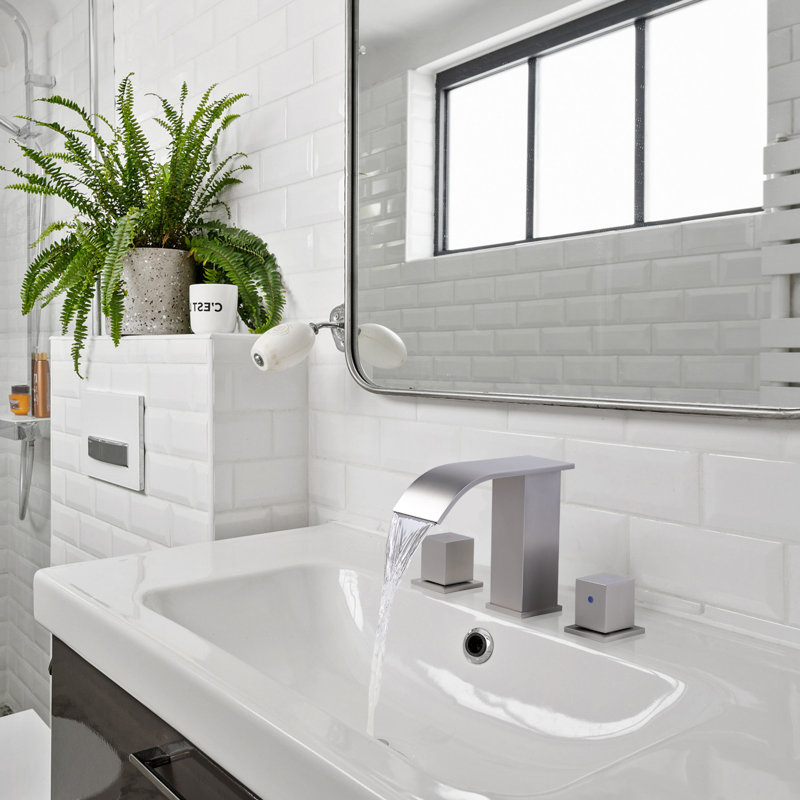 Robinet de lavabo de salle de bain à large entraxe à 3 trous, 8 pouces avec bonde escamotable et tuyau, Nickel brossé