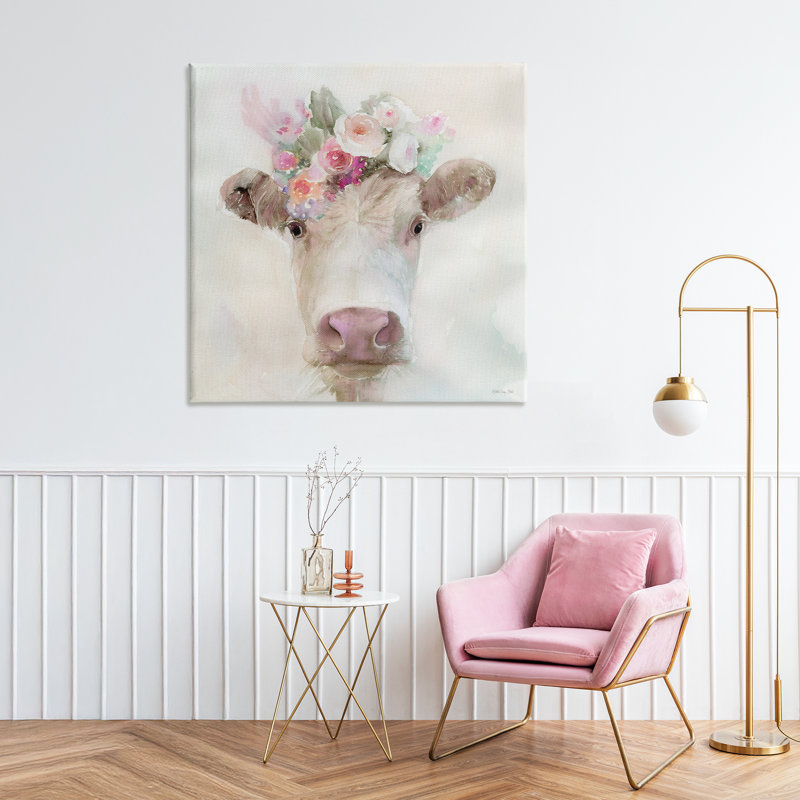 Vache Betsy avec toile de fleurs, design par Stellar Design Studio, 36" H x 36" W