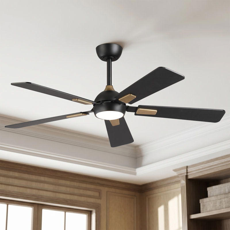 Ventilateur de plafond intelligent à DEL à intensité variable de 52 po avec 3 lumières CCT, commande à distance / APP, pales en bois à double face, moteur CC réversible à 6 vitesses, hauteur réglable