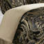 Édredon pour grand lit 4 pièces avec processus amélioré pour la fermeté 2022 - production, fermetures à glissière cachées sur les taies décoratives, face en chenille et revers uni, satin antique, taies décoratives -125564319-125564317