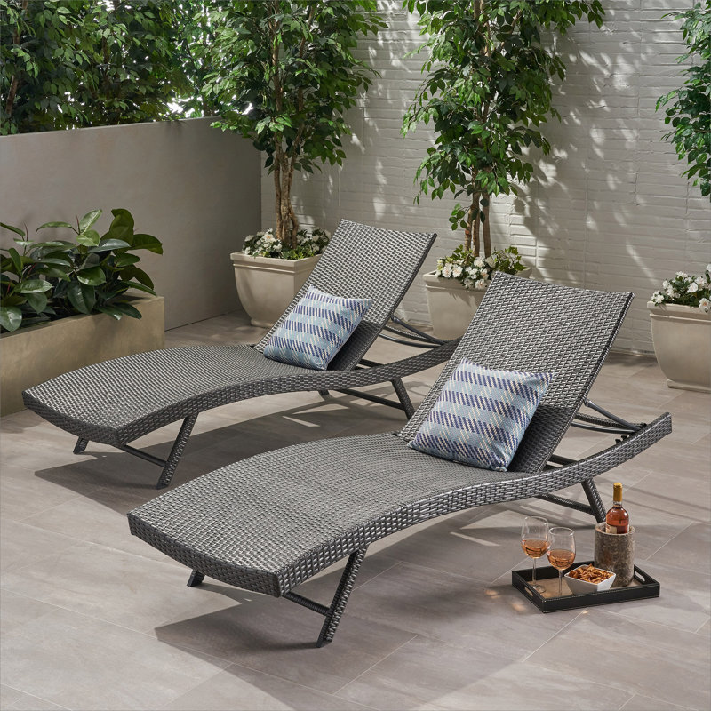 CHAISE EN PE WICKER, Gris