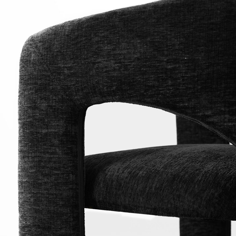 Ensemble de 4 tabourets de comptoir rembourrés 24,5 "avec repose-pieds argenté et chaises de baril sculpturales modernes