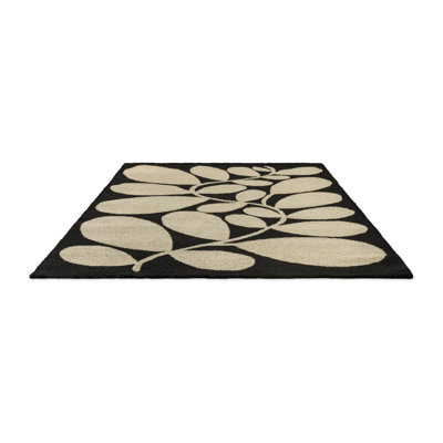 Sycamore Hand Tufted Floral Area Rug
