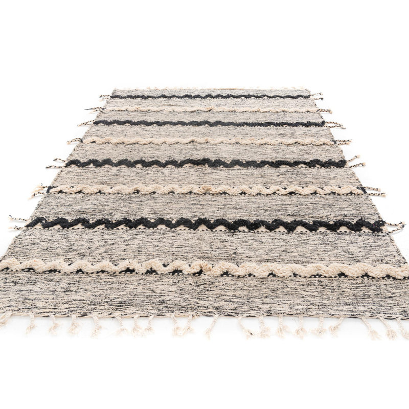 Tapis noir et blanc Odle