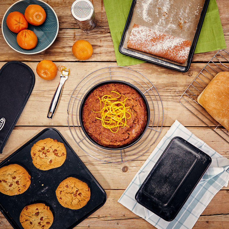 Stellar, Bakeware - Non-Stick Springform Round Cake Tin