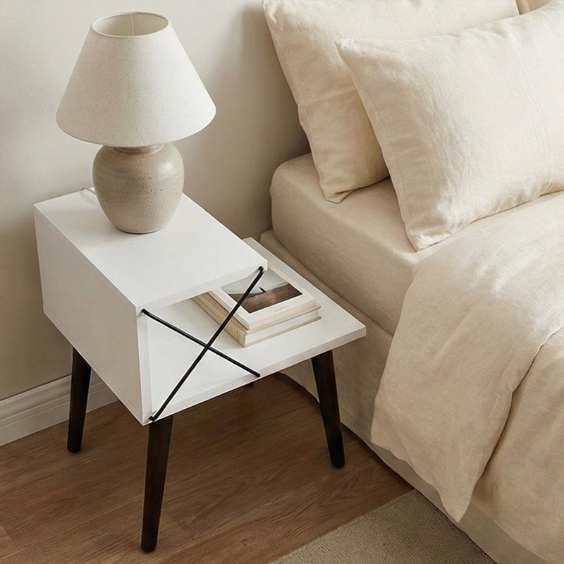 Amorra 19.69'' W Nightstand, White/Black