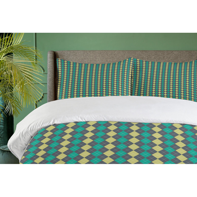 No Duvet Cover, California King Duvet Cover + 2 Standard Shams
