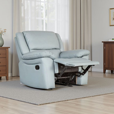 Fauteuil inclinable manuel Larus, similicuir bleu poudre, accoudoirs coussinés