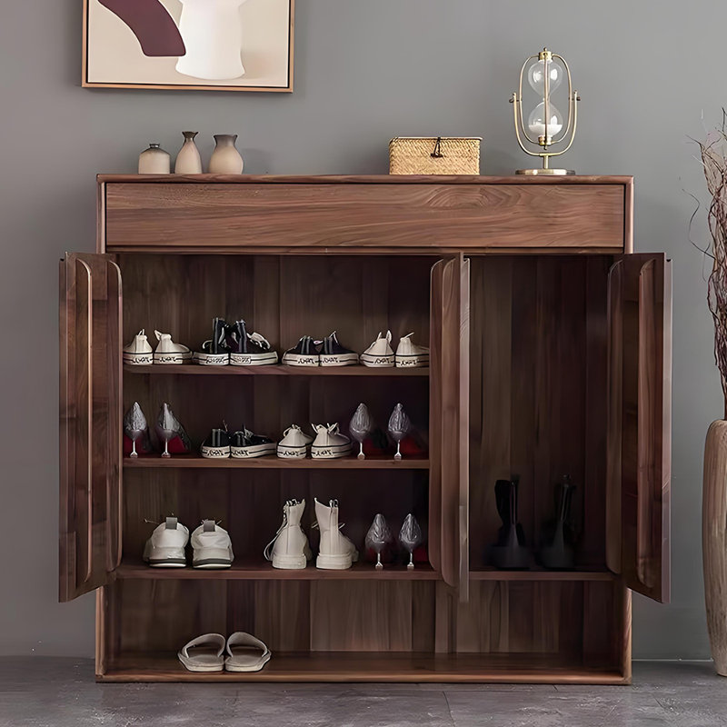 Large capacity storage shoe cabinet