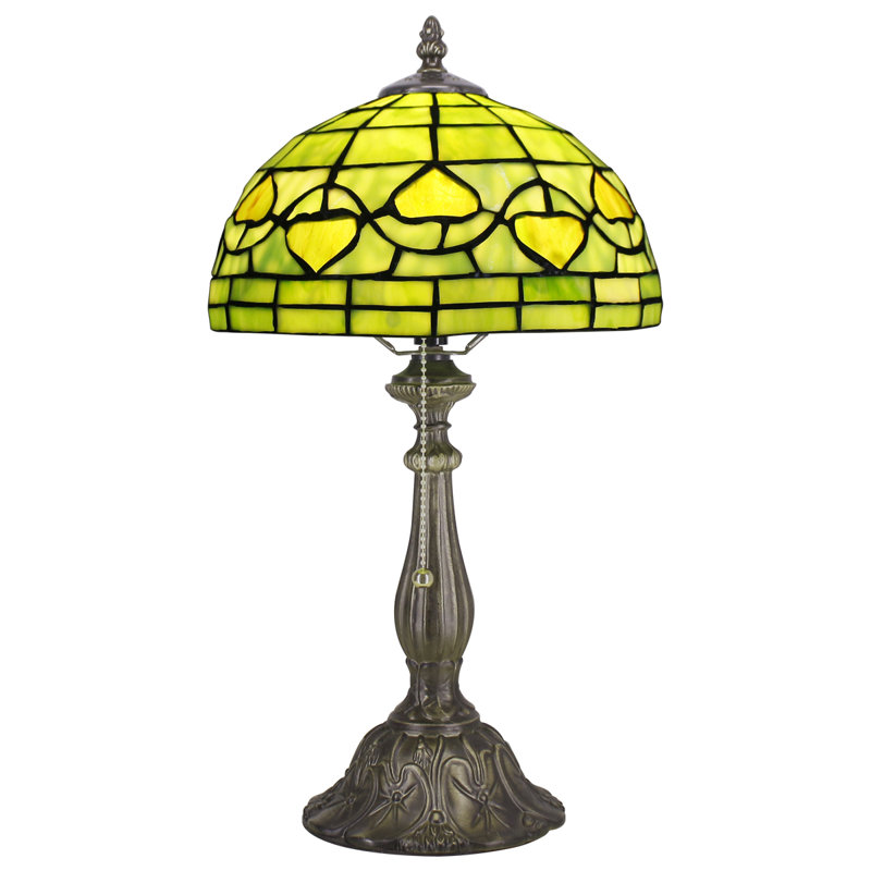 Lampe de table Tiffany avec abat-jour en verre coloré vert 10 po et base en résine bronze pour la chambre à coucher