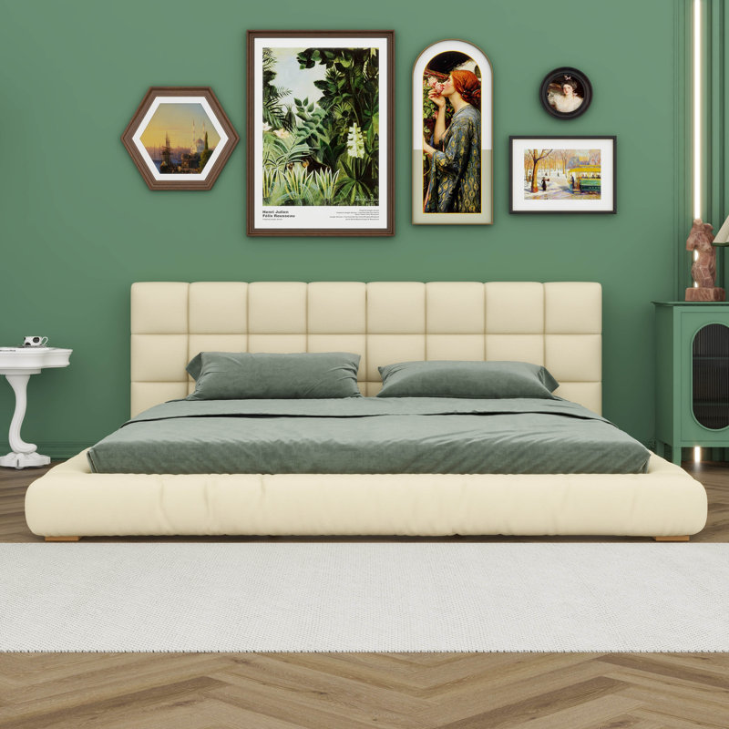 Lit plateforme tapissier en velours avec tête de lit capitonnée Channel, King, Beige