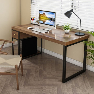 Bureau de direction rectangulaire en bois massif noyer avec tiroirs